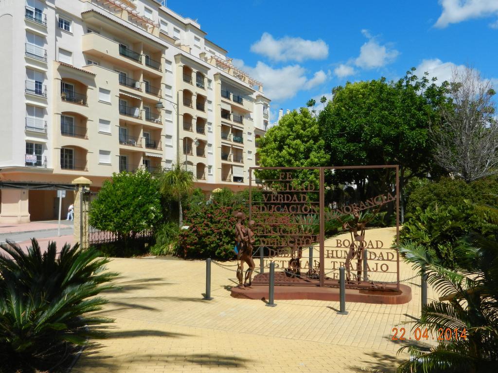 Apartment Parque Central Estepona Zimmer foto